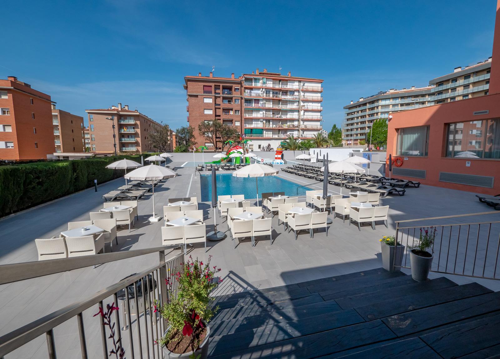 Fenals Garden Hotel